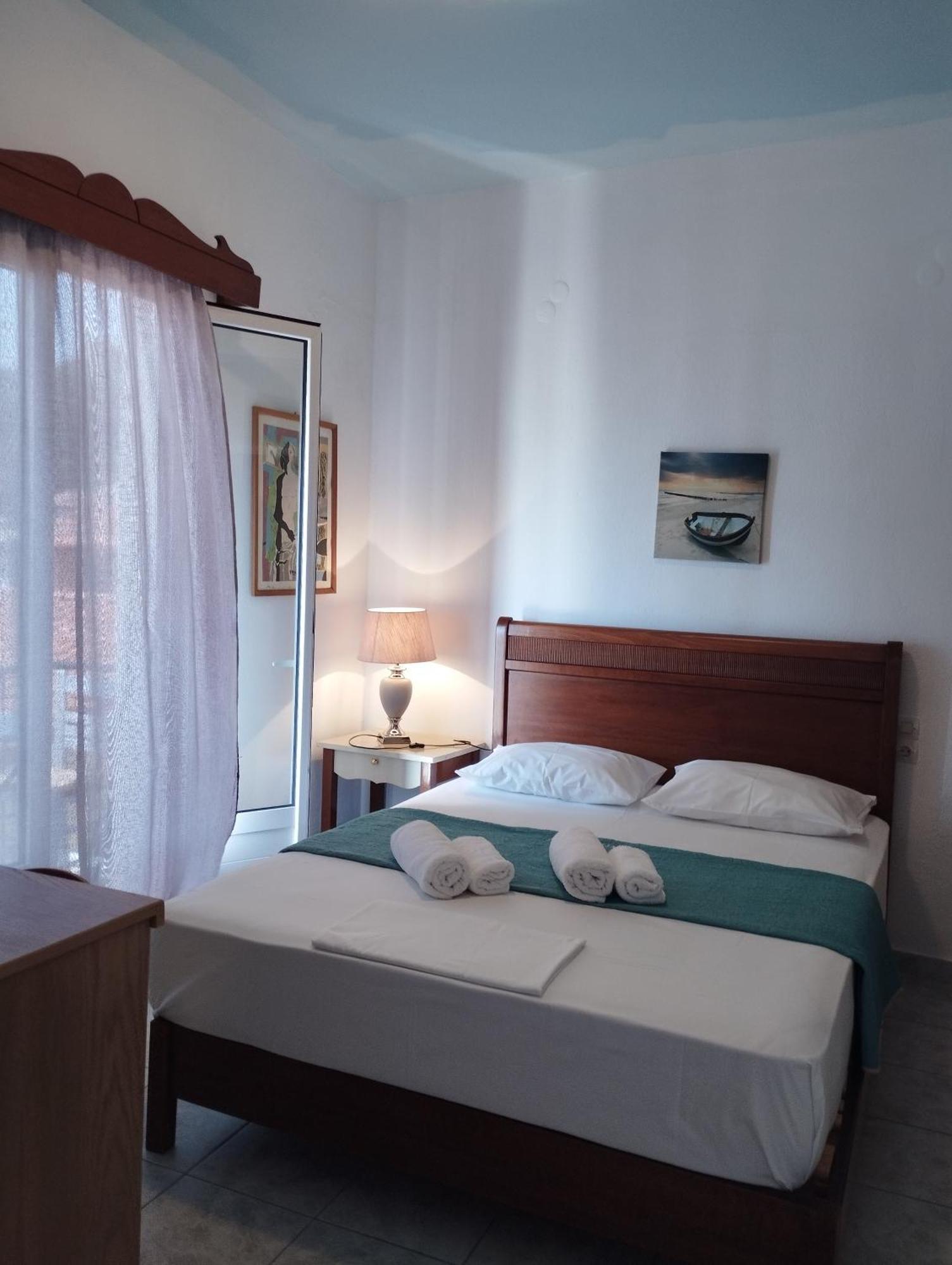 Hotel Sea View à Loutraki  Extérieur photo