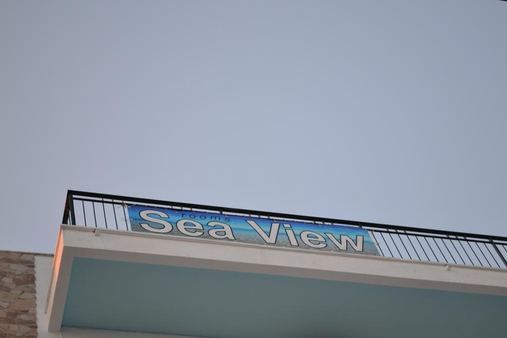Hotel Sea View à Loutraki  Extérieur photo